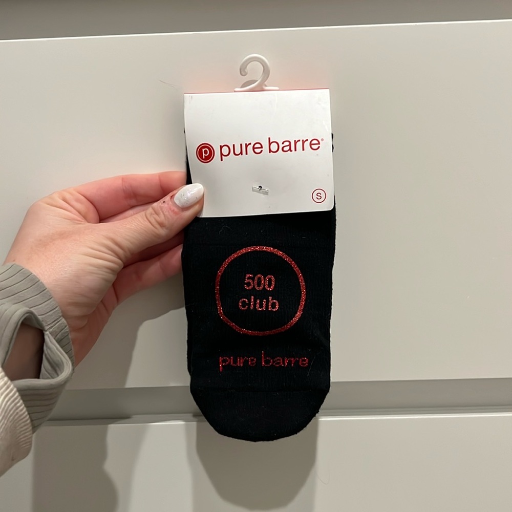 NWT Pure Barre 500 Club socks size small